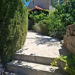 Πανσιόν Fishing Family House 3*