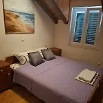 Πανσιόν Fishing Family House 3*