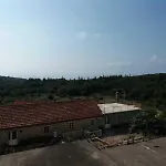Πανσιόν Fishing Family House 3*