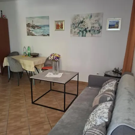 Fishing Family House Gostinjska kuća 3*