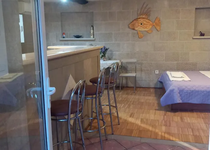 בית הארחה Fishing Family House Mocici