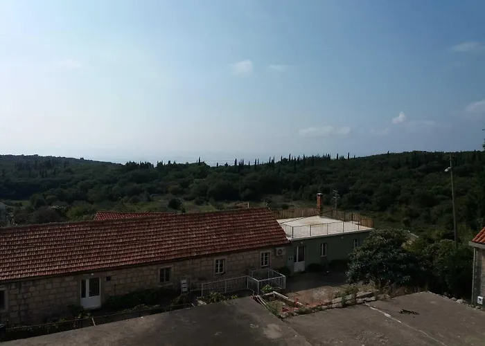 בית הארחה Fishing Family House 3*