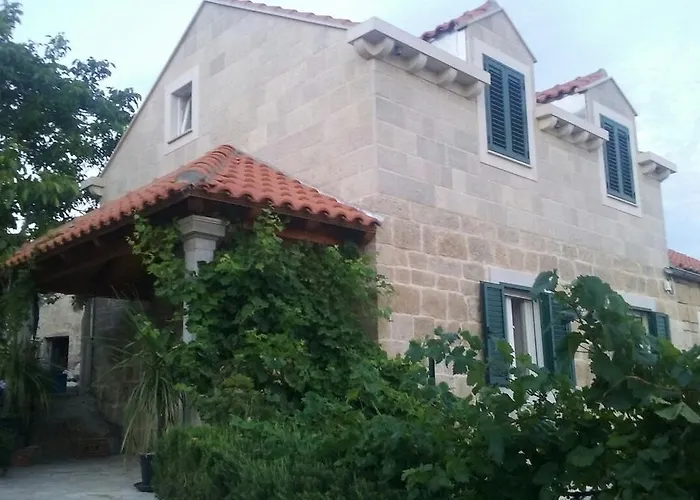 Fishing Family House בית הארחה Mocici