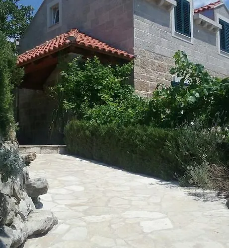 בית הארחה Fishing Family House 3*